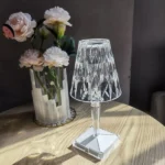 lampe de table diamant acrylique led rechargeable tactile