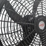 Ventilateur sur Pied Noir General Gold – Image 3