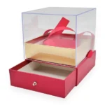boîte à cadeau rouge