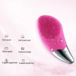 brosse nettoyante et massante électrique sonique en silicone pour visage et peau