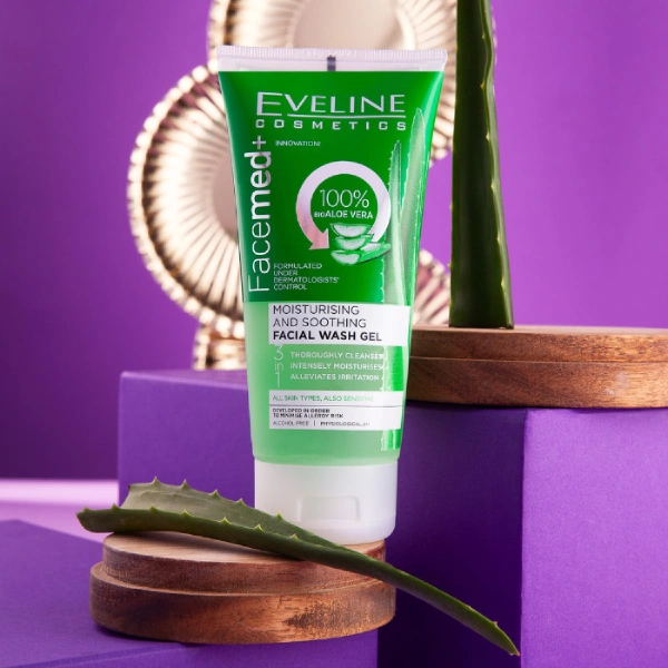 eveline facemed+ gel nettoyant hydratant apaisant visage 3en1 à l'aloe vera