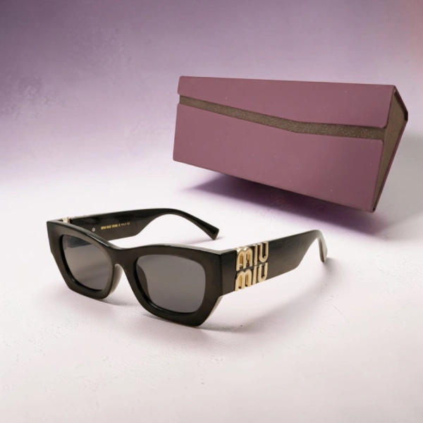 lunettes solaire miu miu cat-eye femme noir