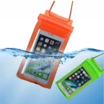 cache-pochette étanche waterproof universelle pour téléphone portable avec cordon ajustable jusqu'à 7 pouces