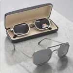 lunettes de soleil polarisées hexagonales à monture géométrique moderne